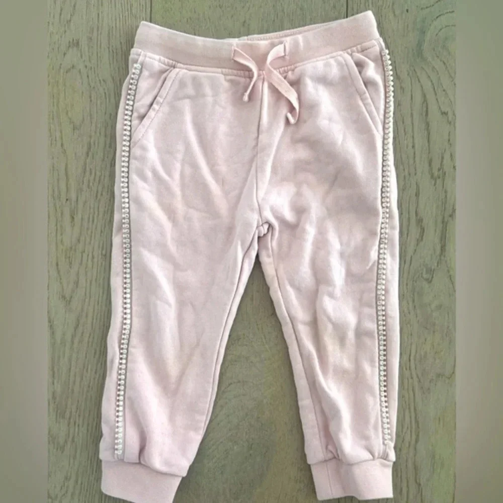 Gulliver Baby girls sweatpants with rhinestone detail.Size (12-18 months)
